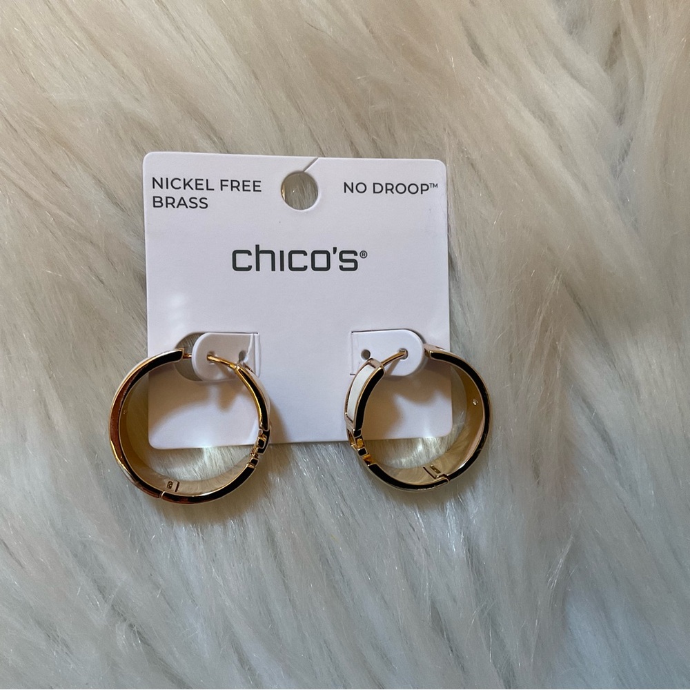 Chico’s No Droop Ecru CC Hoop Earrings - New on Card - Picture 2 of 8